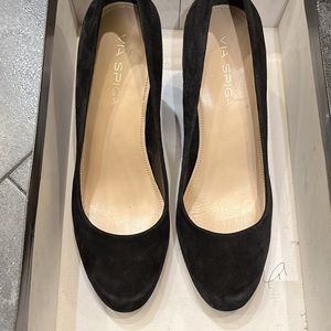 Black wedges heel size 7